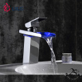 G007 Decoración interior Elegante Taucet de agua de la cuenca del baño